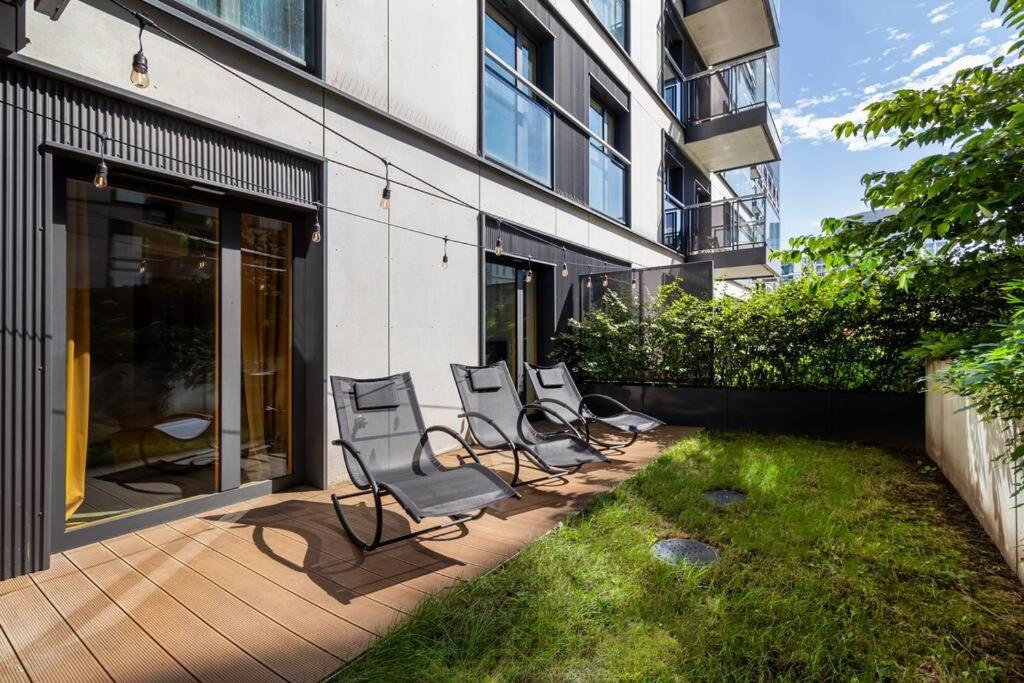 Apartament Mennica - Two Bedroom With Terrrace&144 Warszawa