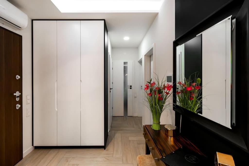 Mennica - Two Bedroom With Terrrace&144 Warszawa
